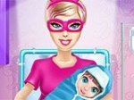 Супергерой Барби рожает ребенка (онлайн)